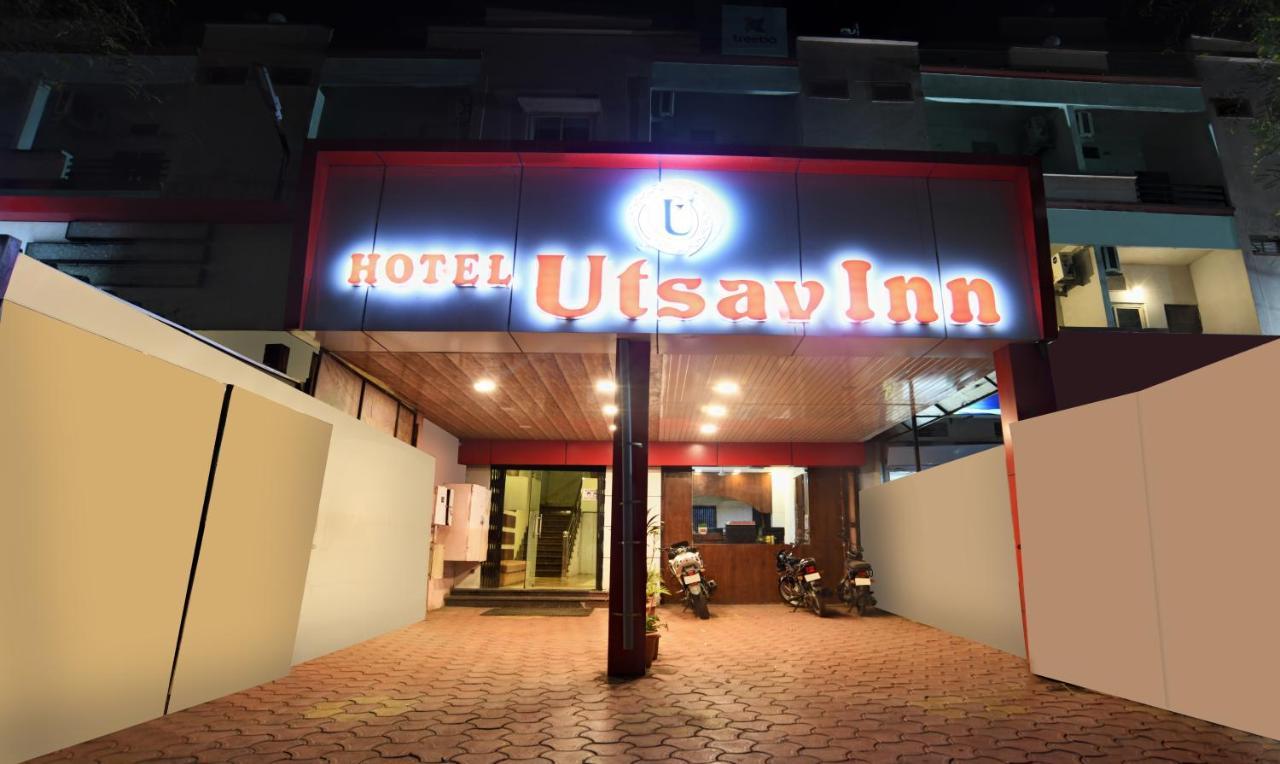 Treebo Trip Utsav Inn Indore Exteriör bild